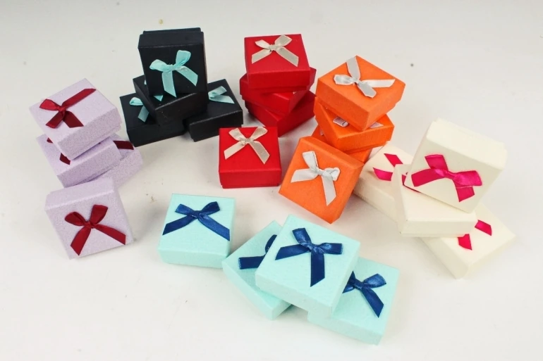 28954 Коробки подарочные одиночные Квадрат текстур. 5,5*5,5*3см