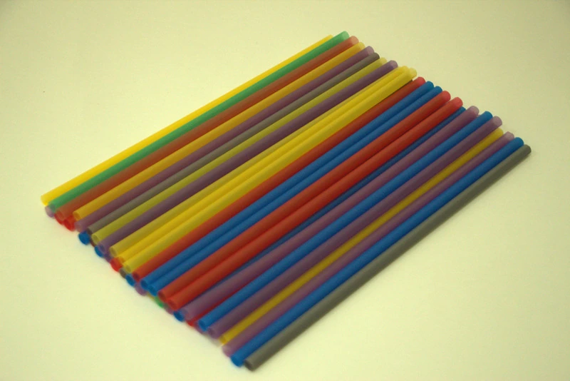 Трубочки для коктейля 8х240 мм прямые (250 шт) цветные / 23