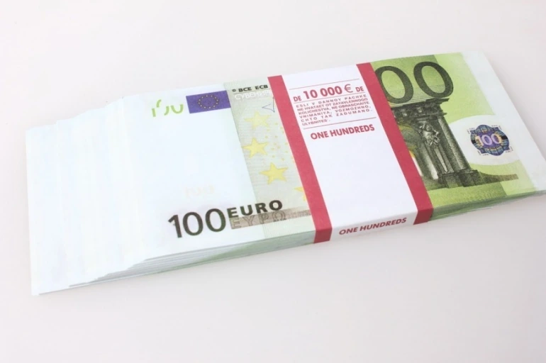 Деньги не настоящие уп. в ассорт.