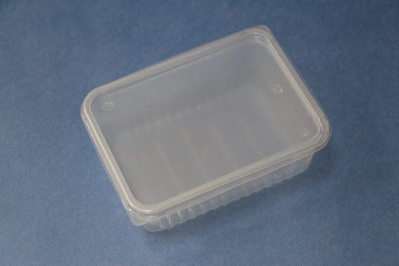 Контейнер 750 мл 186х132х52 низкий с крышкой Юпласт / 100 / 500