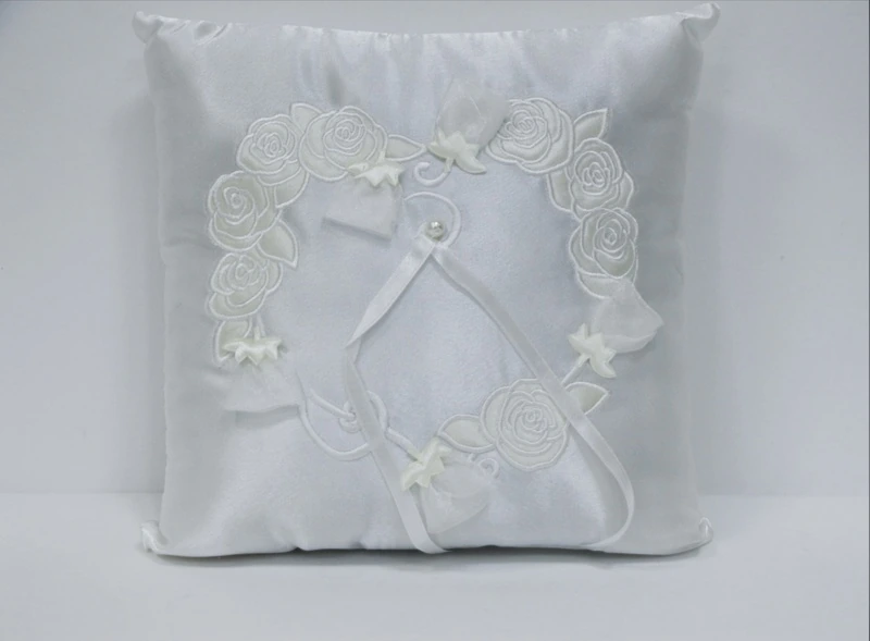 Подушечка для колец "Свадебная" 23*23*7