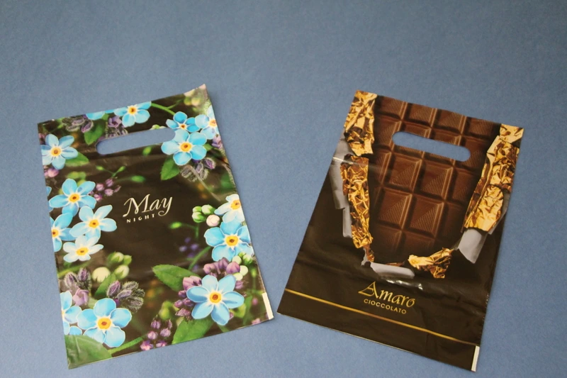 Пакет с выруб. ручкой 20х30 (30) интерпак / 10 / 3000