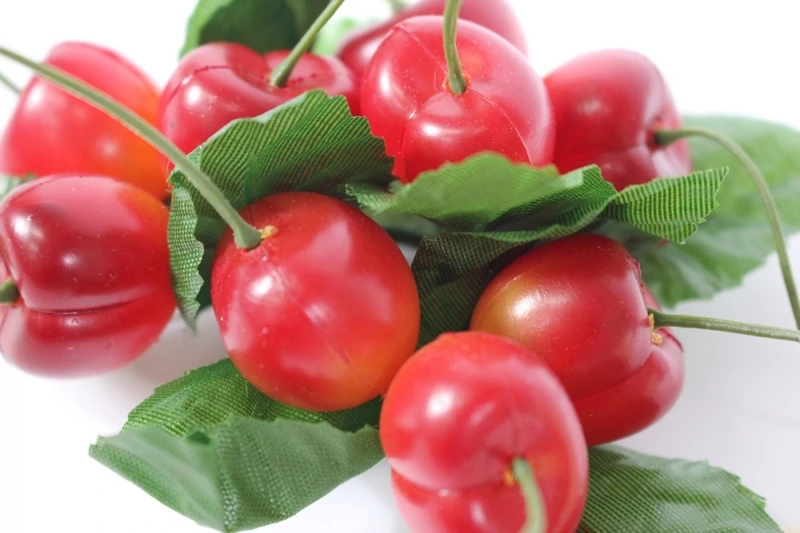 Черешня на кольце