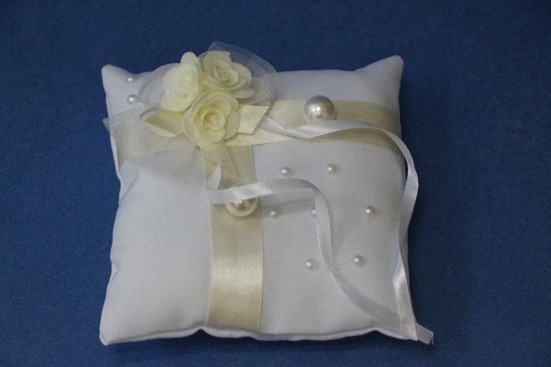 Подушечка для колец №2