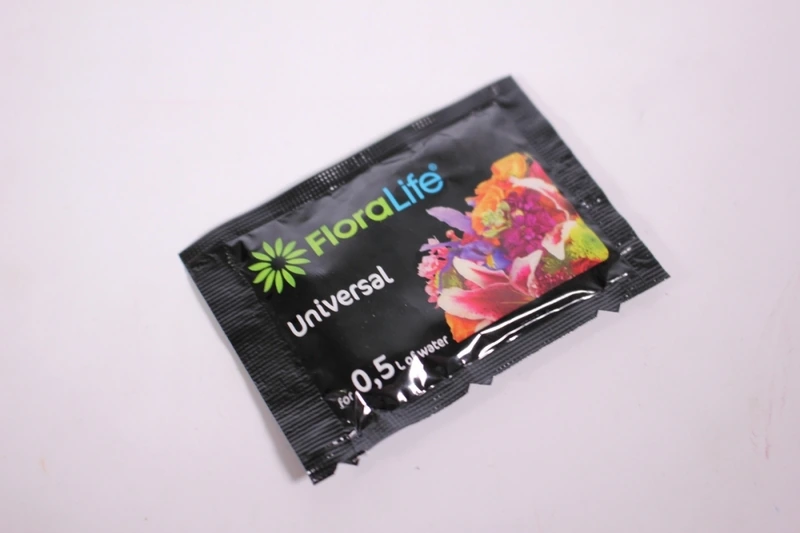 Подкормка для цветов Oasis FloraLife 1 шт./3,5 гр.