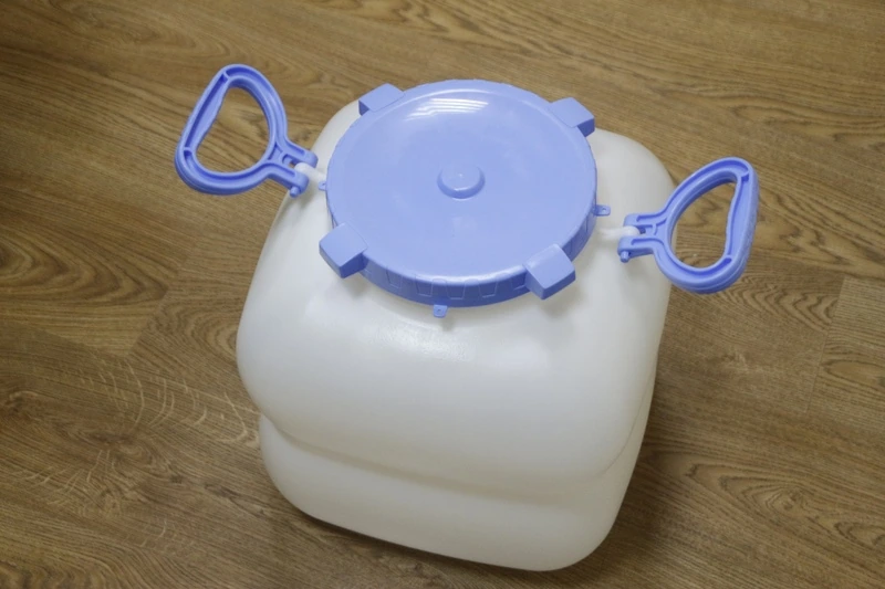 Бак 40 л с руч. Гранде С910 (фляга) (17001)/2