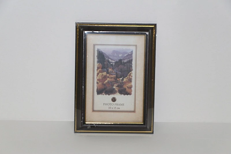 Фоторамка пластиковая 10Х15