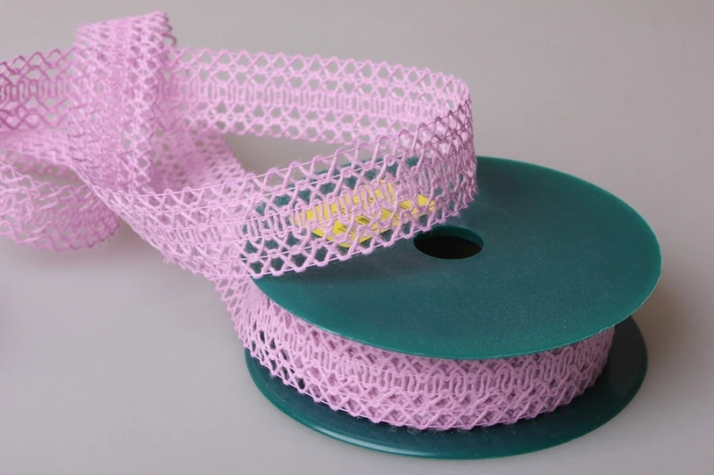 Лента ткан. 2,5см*10м Кружево