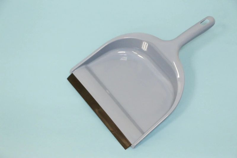 Совок пластик. для мусора с резинкой С516 / 27