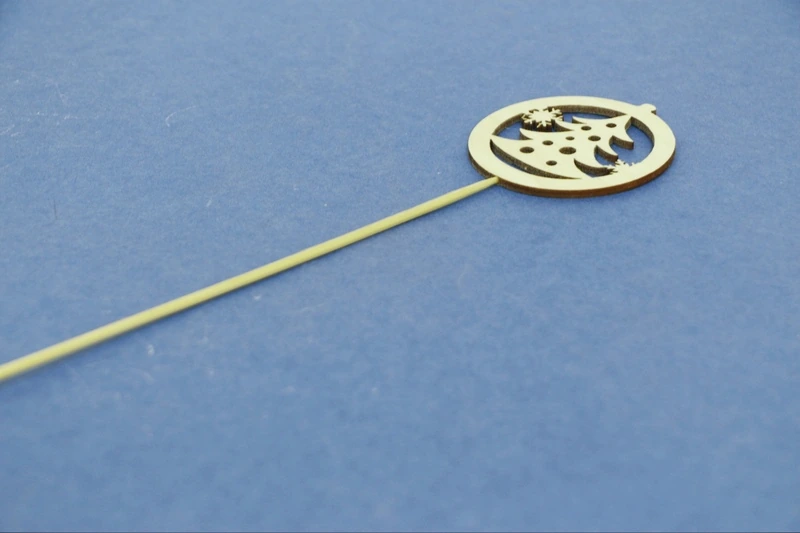 Вставка НГ деревянная №9 Елка в шаре	