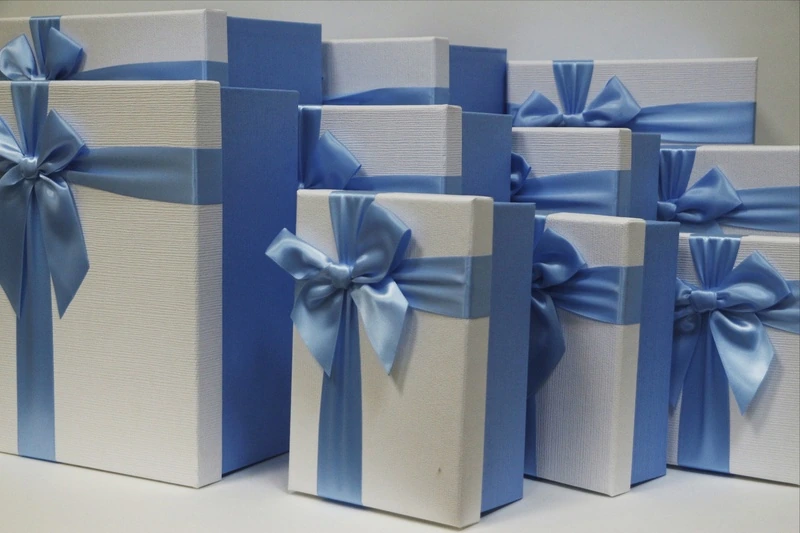 Коробка/набор из 10 шт. Прямоугольник "Голубой с бантом" 28*21*12.3 
