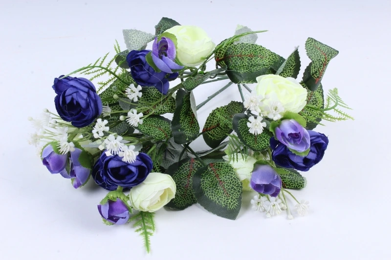 Иск.растение-Ранункулюс