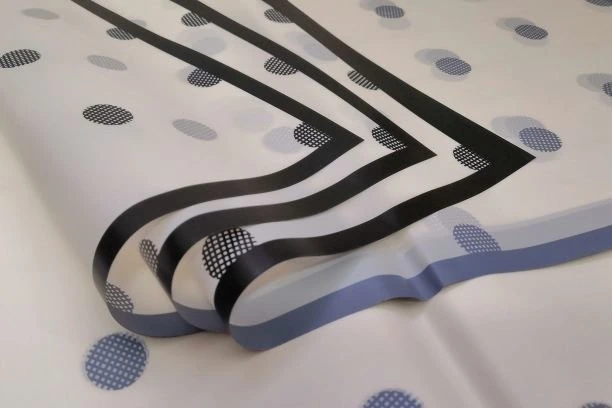 Пленка матовая 58х58 горох 